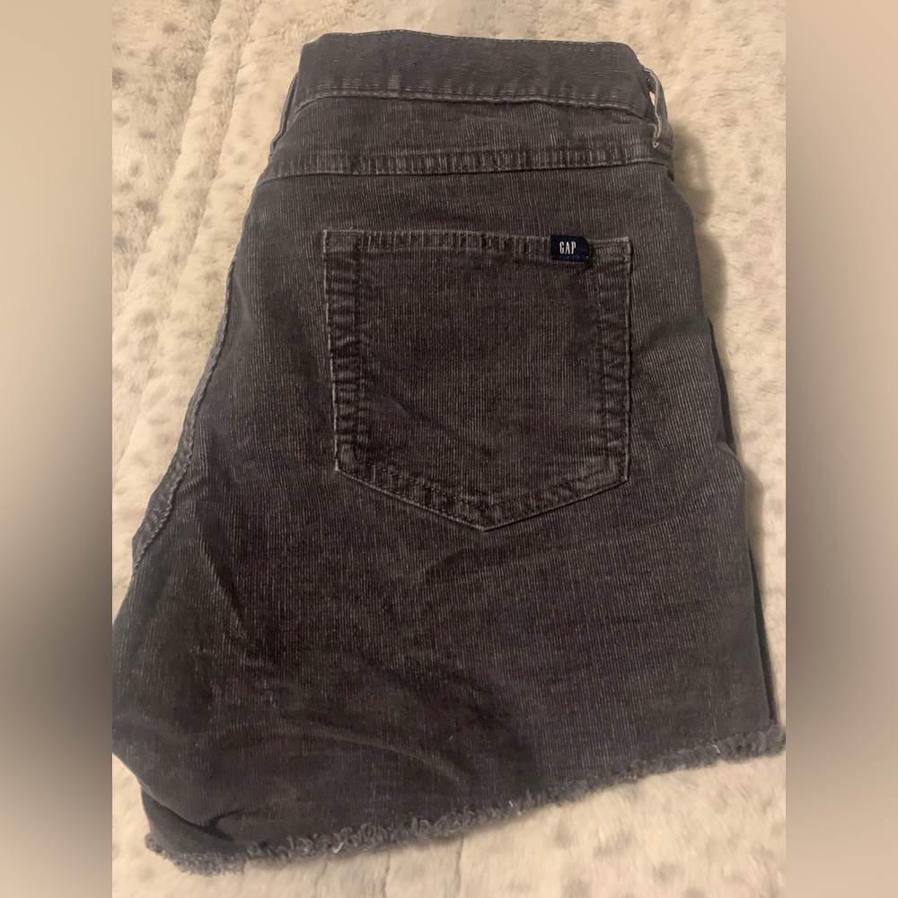 Gap corduroy dark grey shorts